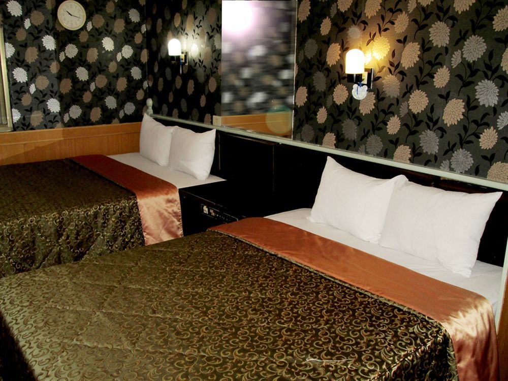 One Plus One Hotel Đài Bắc Ngoại thất bức ảnh